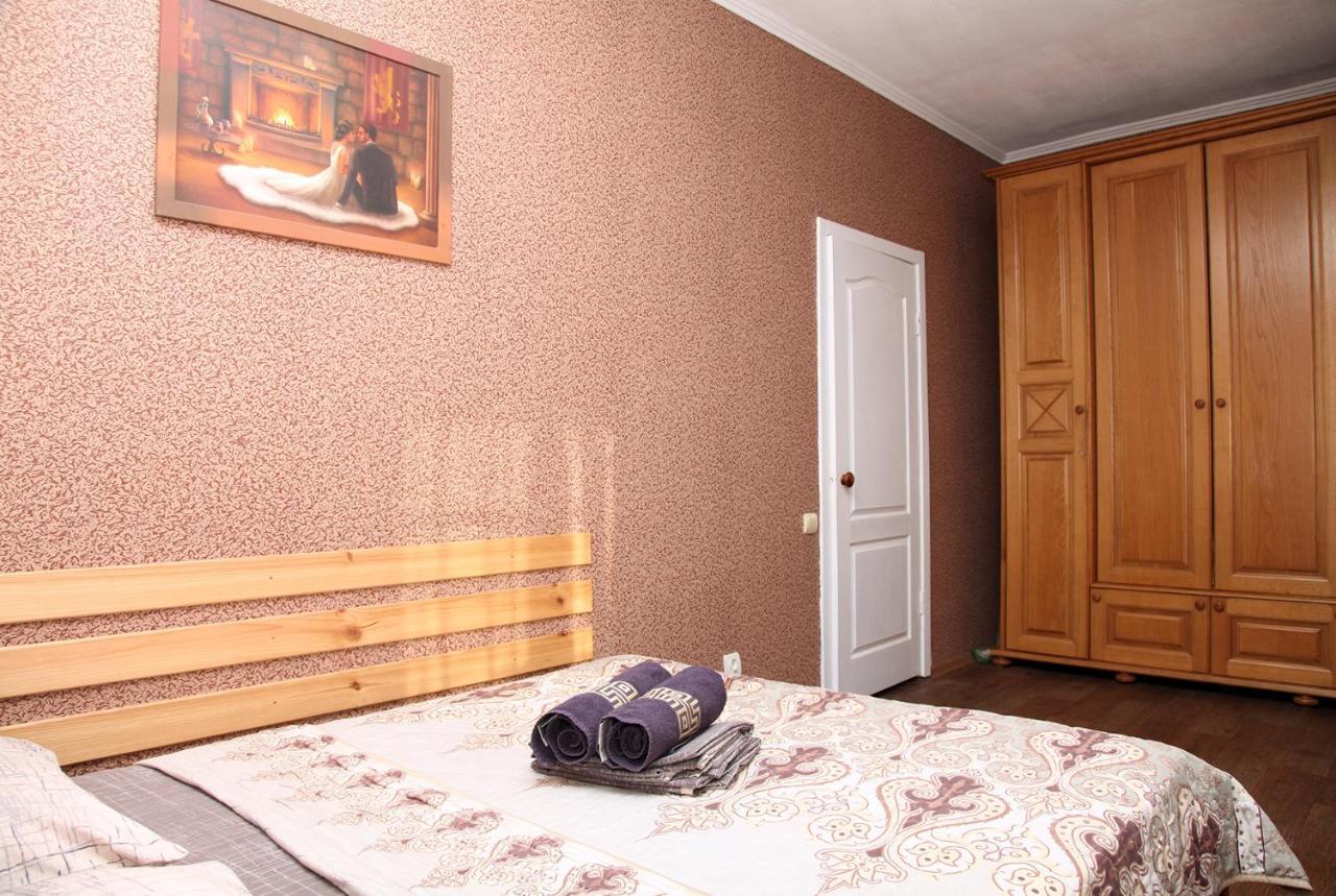 Apartment On Frunze 15 Ντνιπροπετρόφσκ Εξωτερικό φωτογραφία